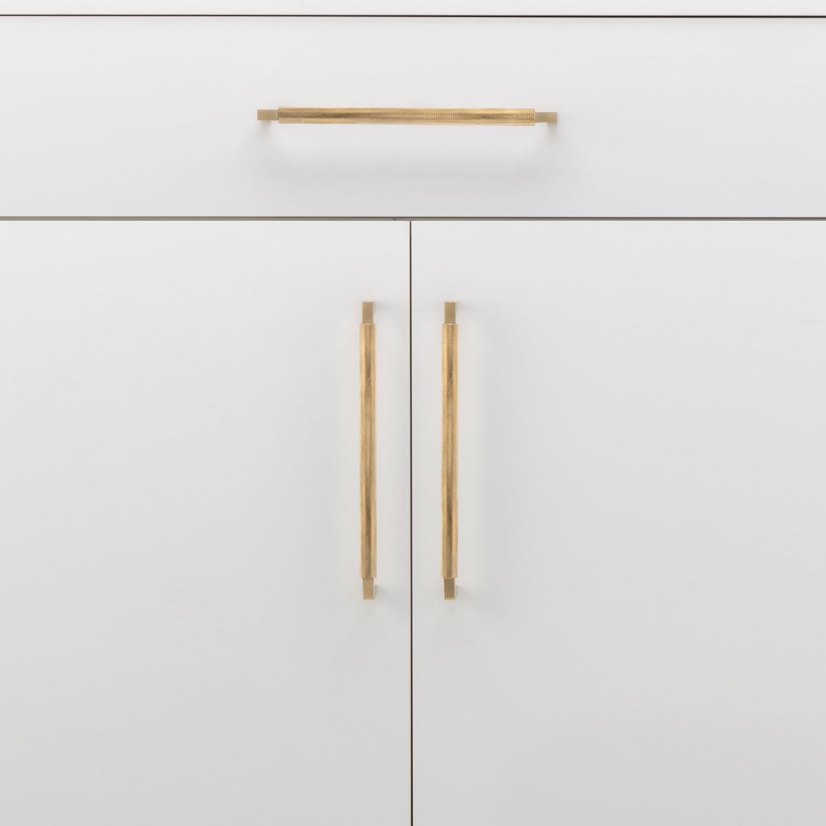 22120 - Brunswick Cabinet Pull - CTC256mm - Brushed Gold PVD