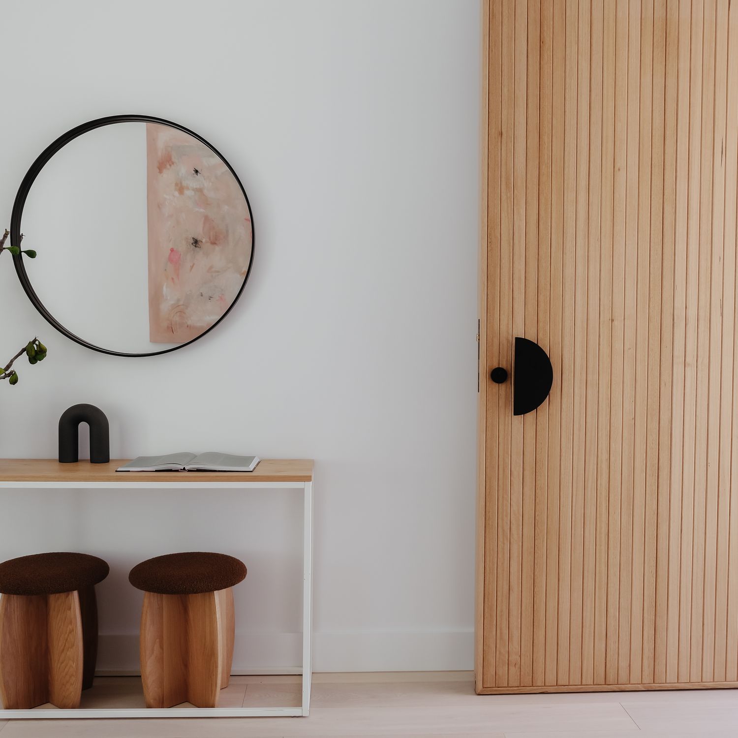 17435 - Osaka Large Pull - Brushed Gold PVD