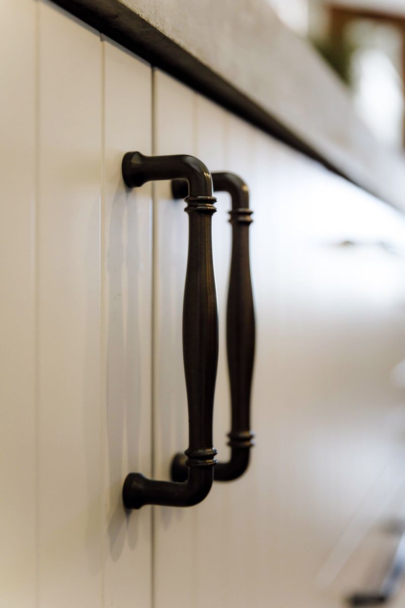 21071 - Sarlat Cabinet Pull - CTC160mm - Signature Brass