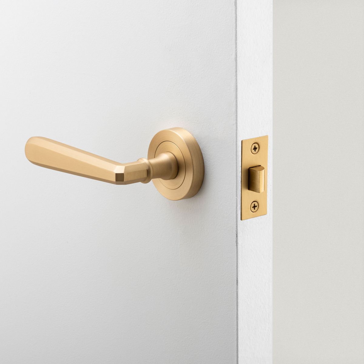 20806 - Copenhagen Lever - Round Rose - Brushed Brass - Passage