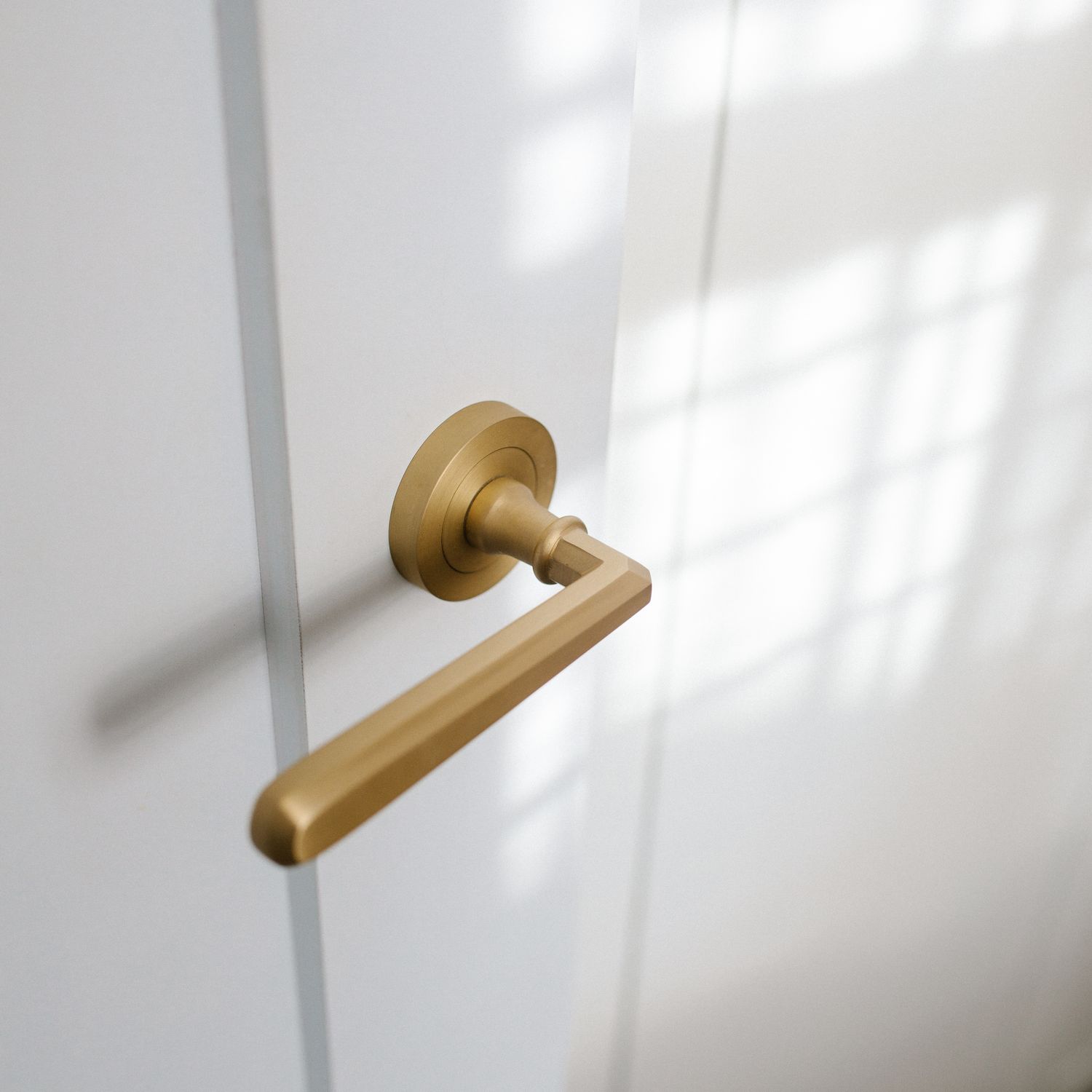 20805 - Copenhagen Lever - Round Rose - Brushed Chrome - Passage