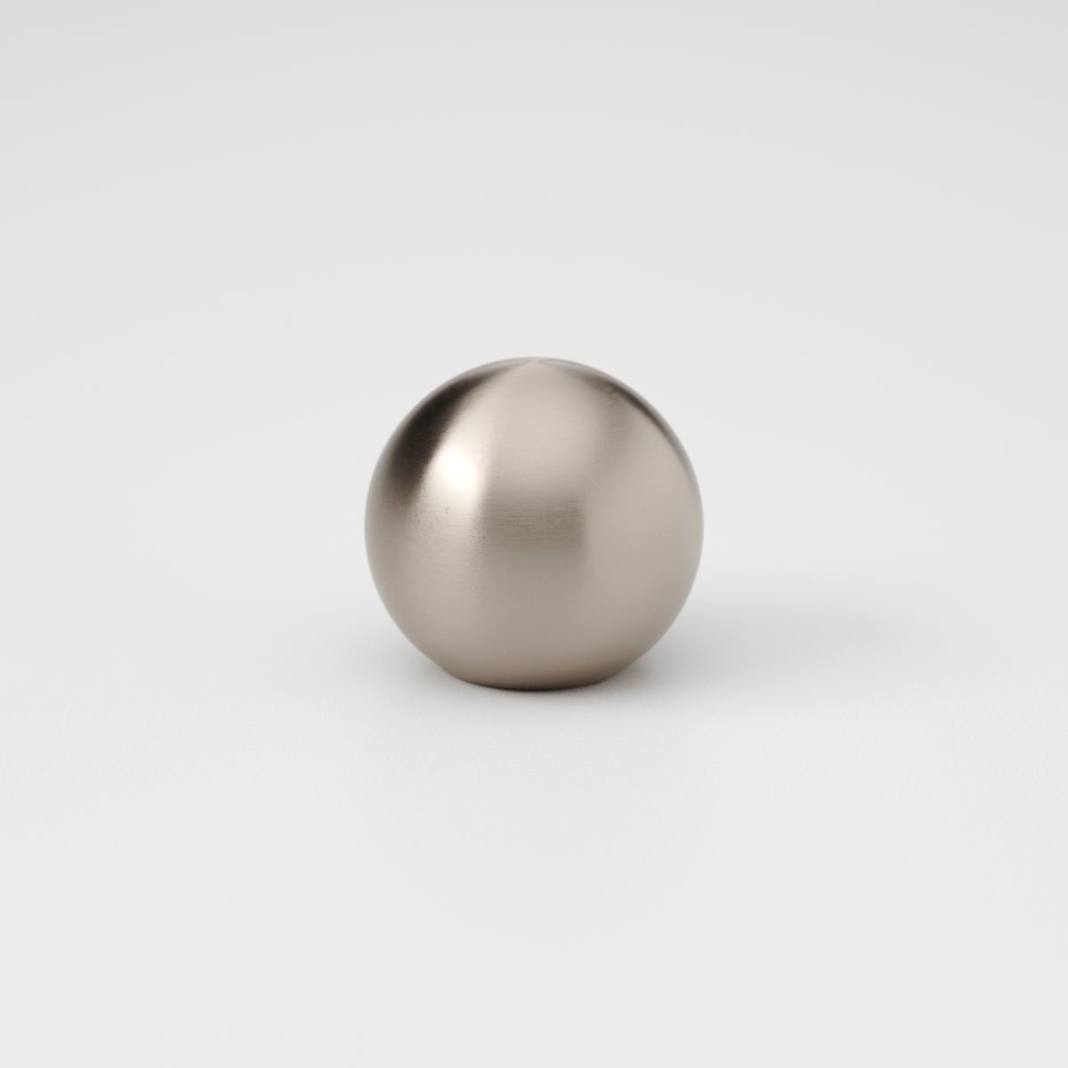 24085 - Puerto Cupboard Knob P30xD32mm - Satin Nickel