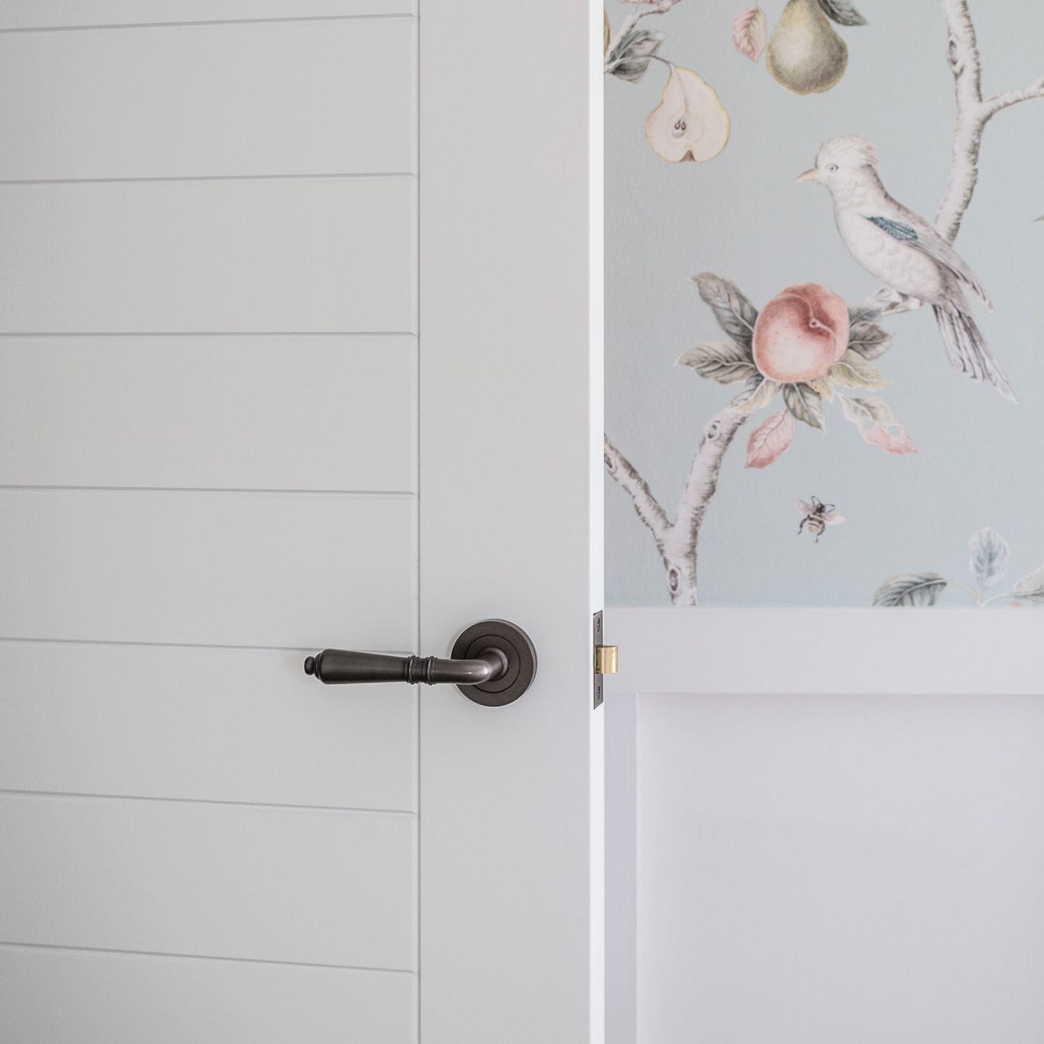 9208 - Sarlat Lever - Round Rose - Polished Nickel - Passage