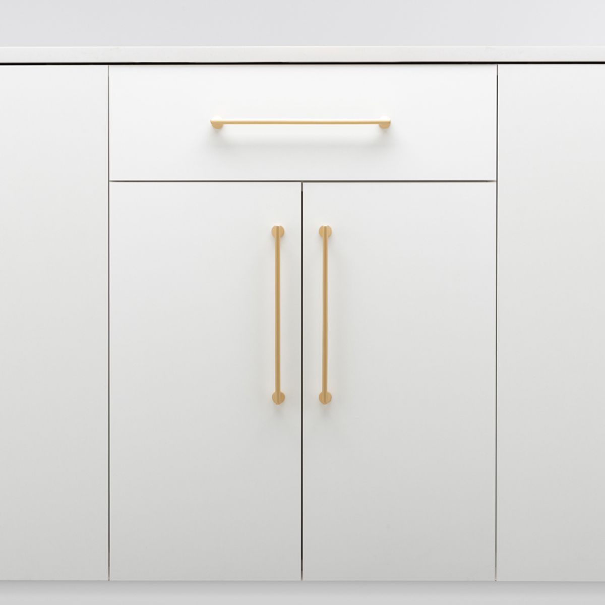 20901 - Baltimore Cabinet Pull - CTC256mm - Signature Brass