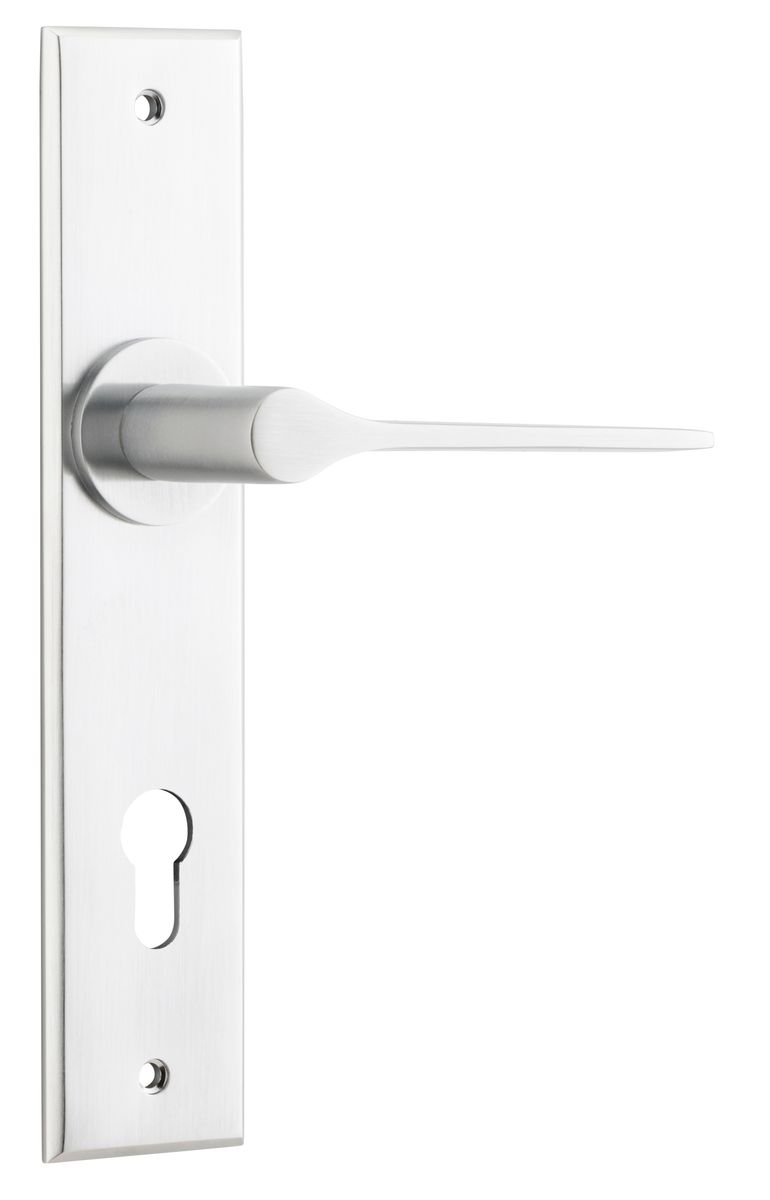 12258E85 - Como Lever - Chamfered Backplate - Brushed Chrome - Entrance