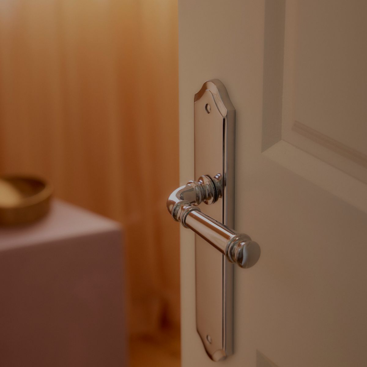 11718 - Verona Lever - Shouldered Backplate - Polished Chrome - Passage