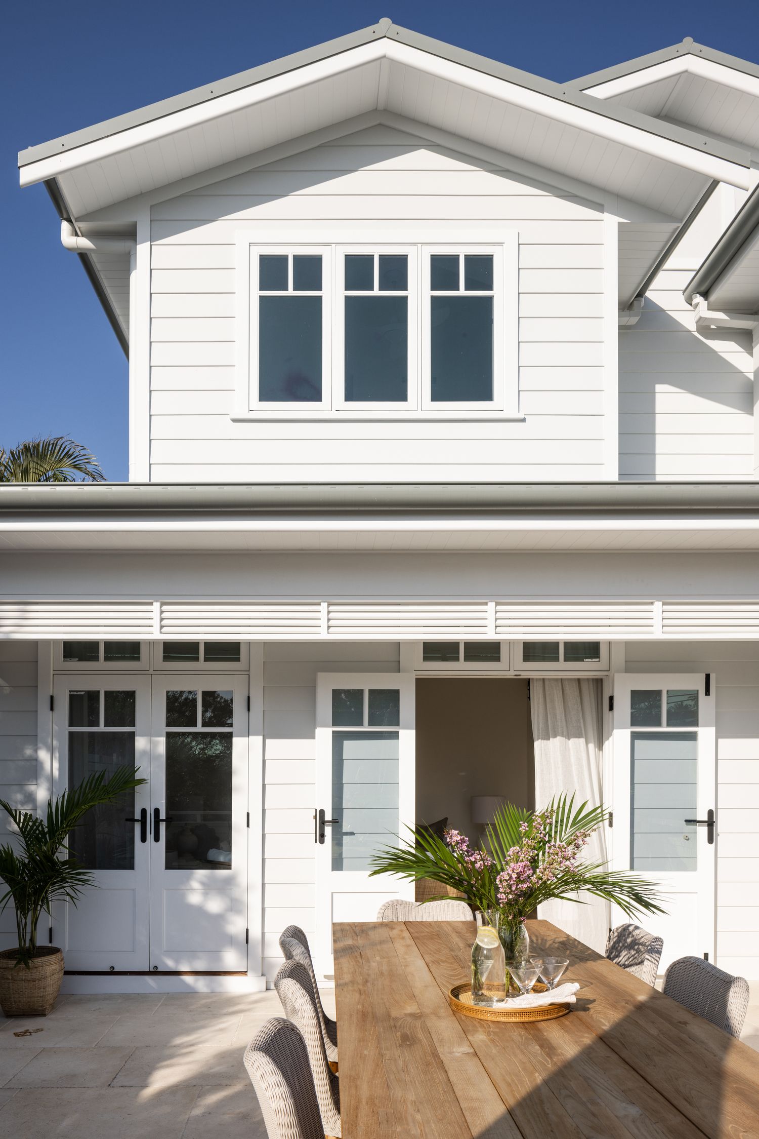 16268E85 - Brunswick Lever - Oval Backplate - Brushed Gold PVD - Entrance