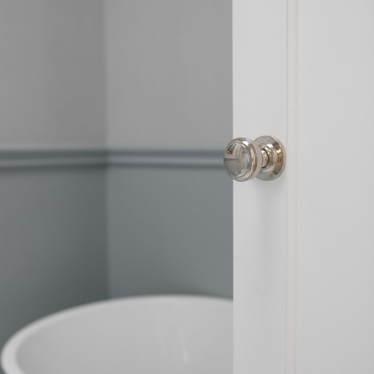 0218 - Paddington Knob - Round Rose - Polished Nickel - Passage