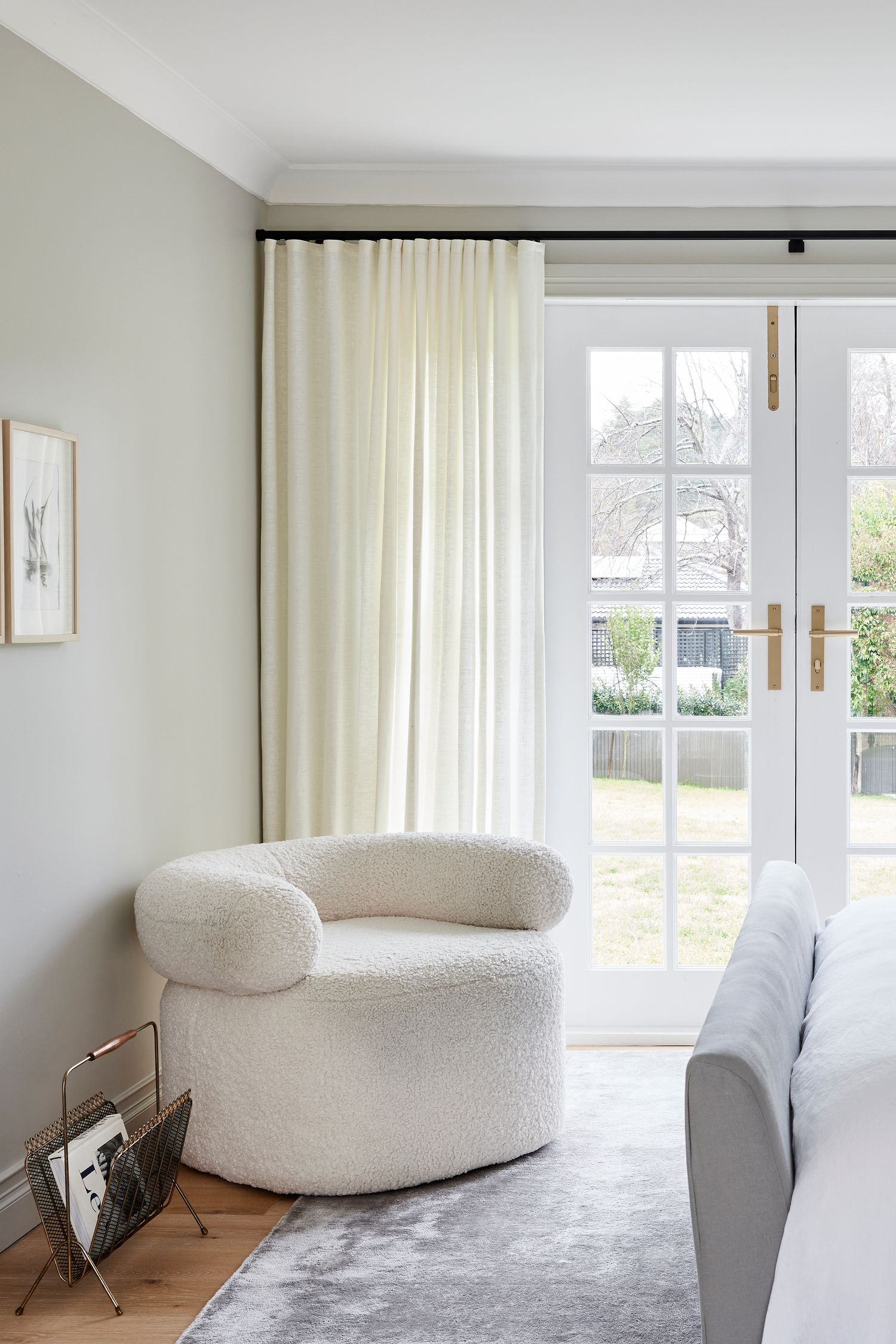 16396 - Helsinki Lever - Rectangular Backplate - Brushed Gold PVD - Passage