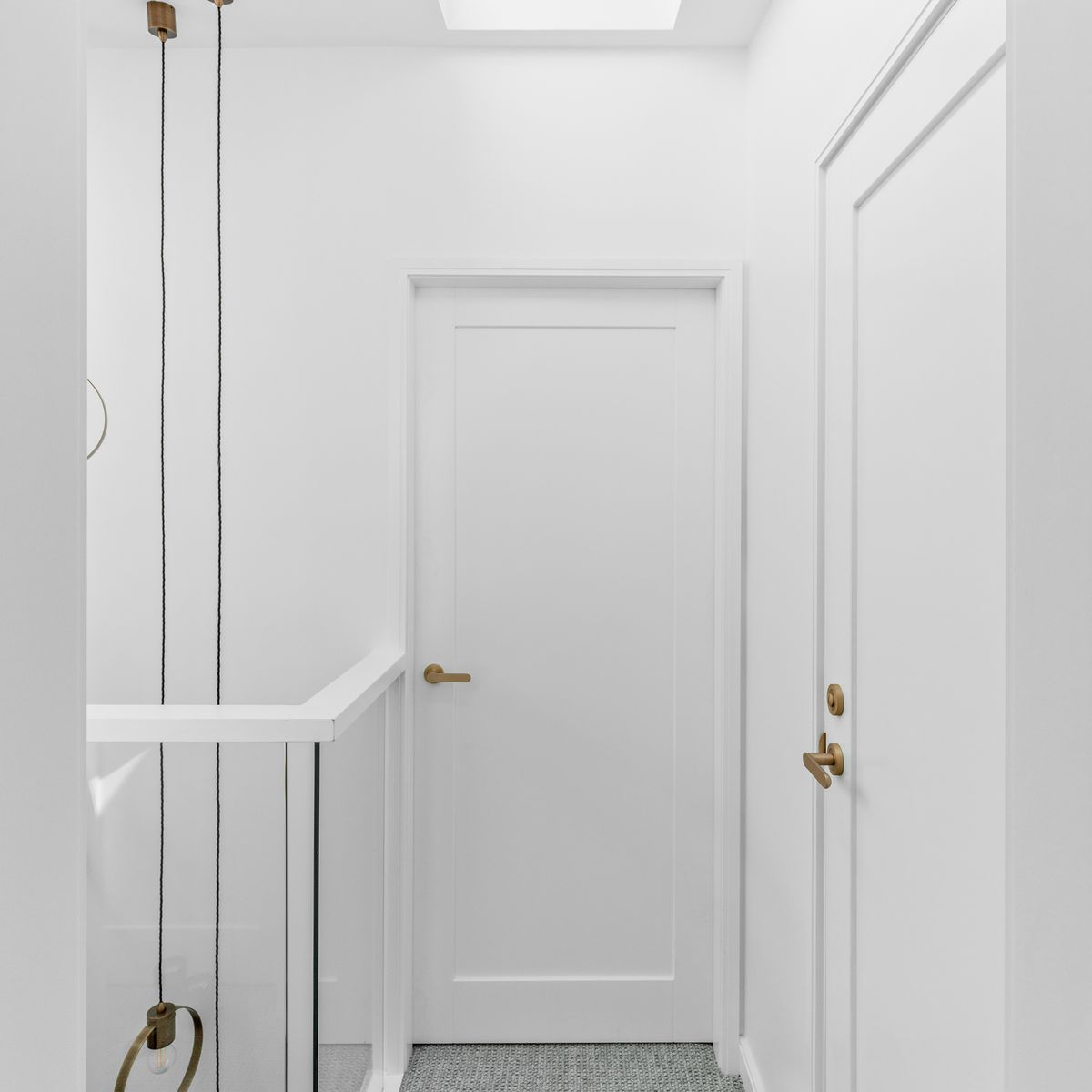 0452 - Bronte Lever - Round Rose - Brushed Brass - Passage