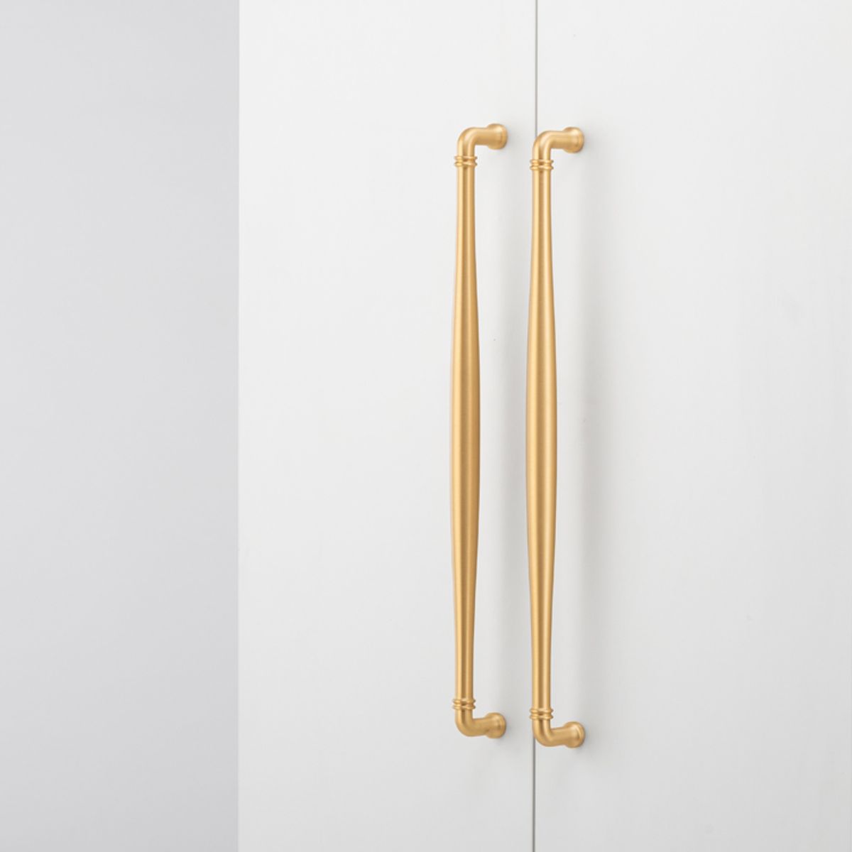 21101 - Sarlat Cabinet Pull - CTC450mm - Signature Brass