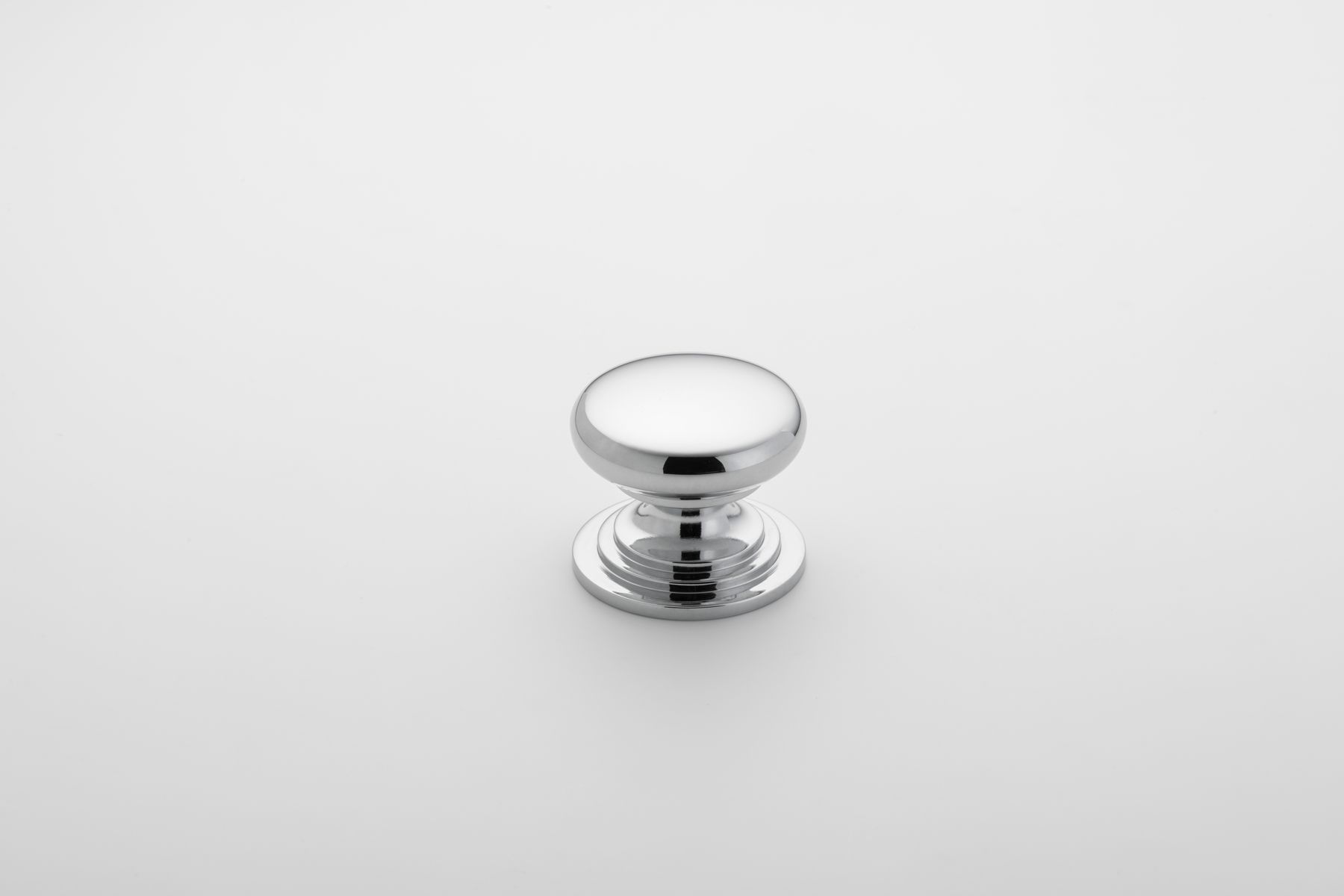 0566 - Sarlat Cupboard Knob - P27xD32mm - Polished Chrome