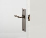 10780 - Sarlat Lever - Chamfered Backplate - Signature Brass - Passage