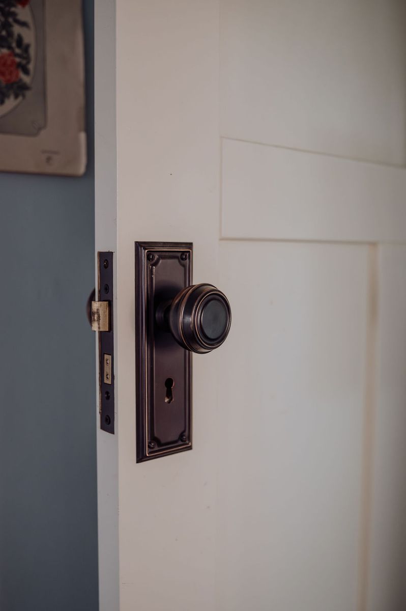 Edwardian Door Knob - Long Backplate