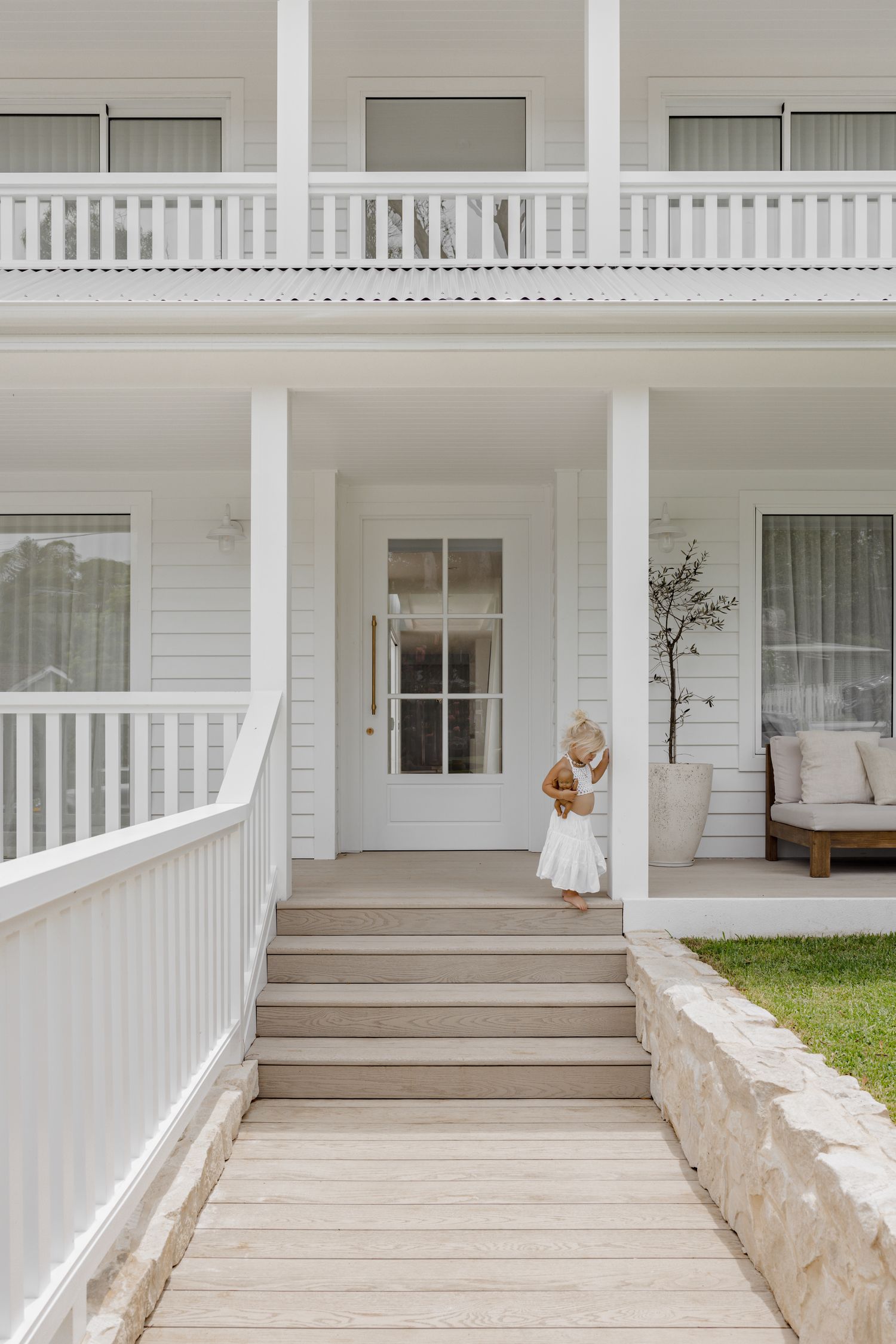 17148KENTR60KK - Helsinki Pull Handle - 600mm Entrance Kit with Separate High Security Lock - Brushed Gold PVD - Entrance