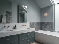 20986 - Helsinki T Cabinet Pull - Brushed Brass