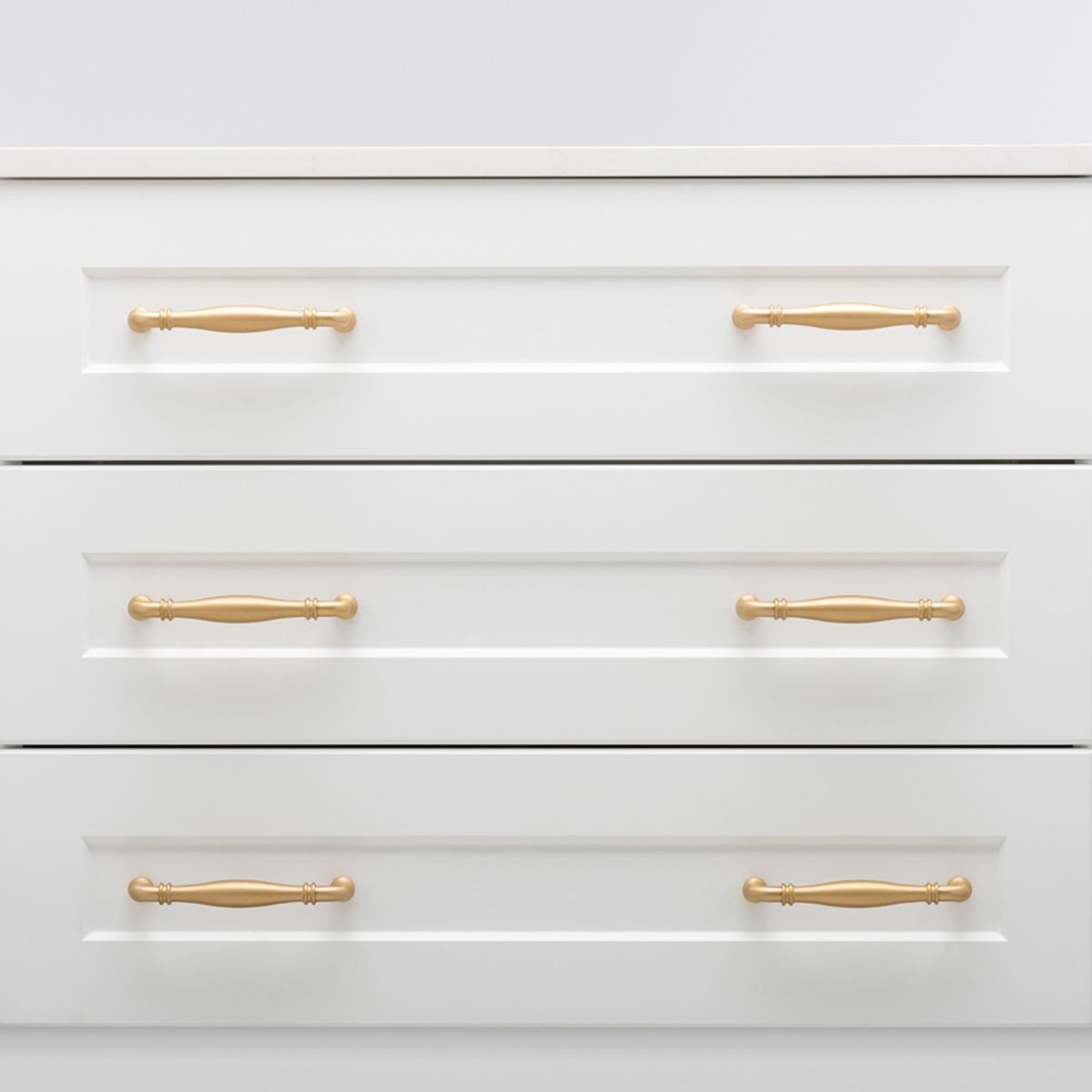 21061 - Sarlat Cabinet Pull - CTC128mm - Signature Brass