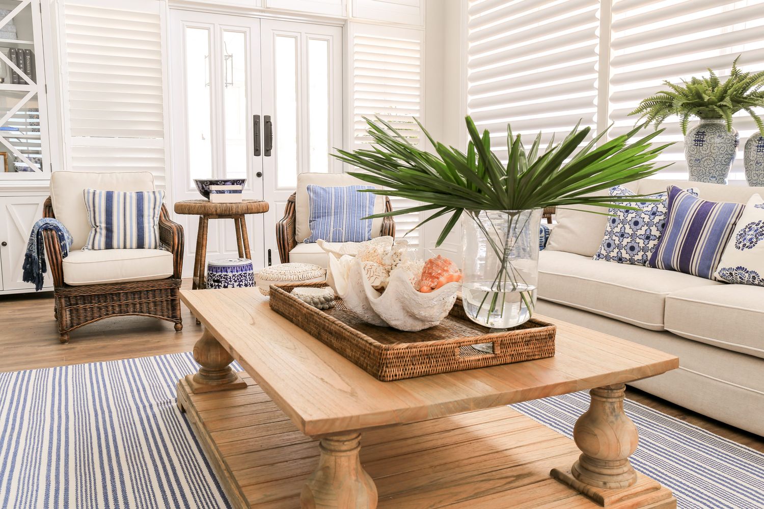 17102 - Sarlat Pull Handle - 600mm - Brushed Gold PVD