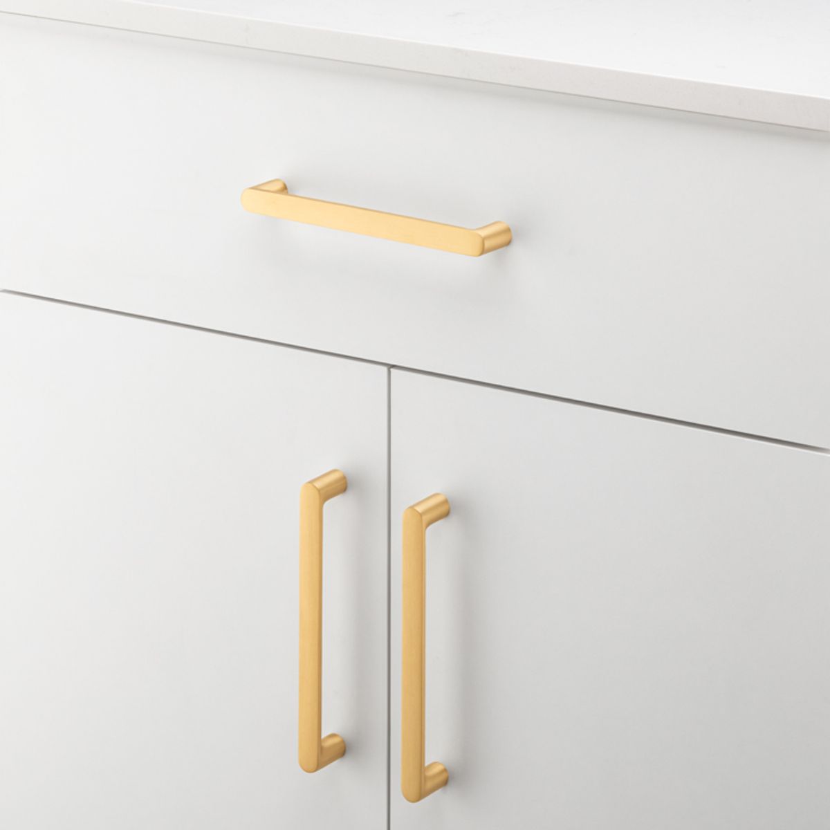 20966 - Osaka Cabinet Pull - CTC160mm - Brushed Brass