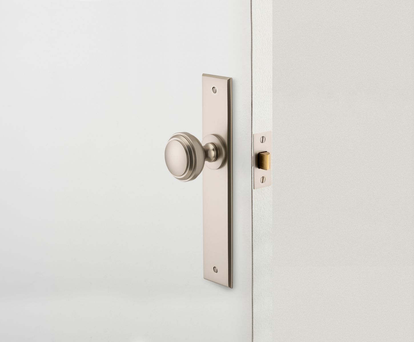 14831 - Paddington Knob - Chamfered Backplate - Satin Nickel - Passage