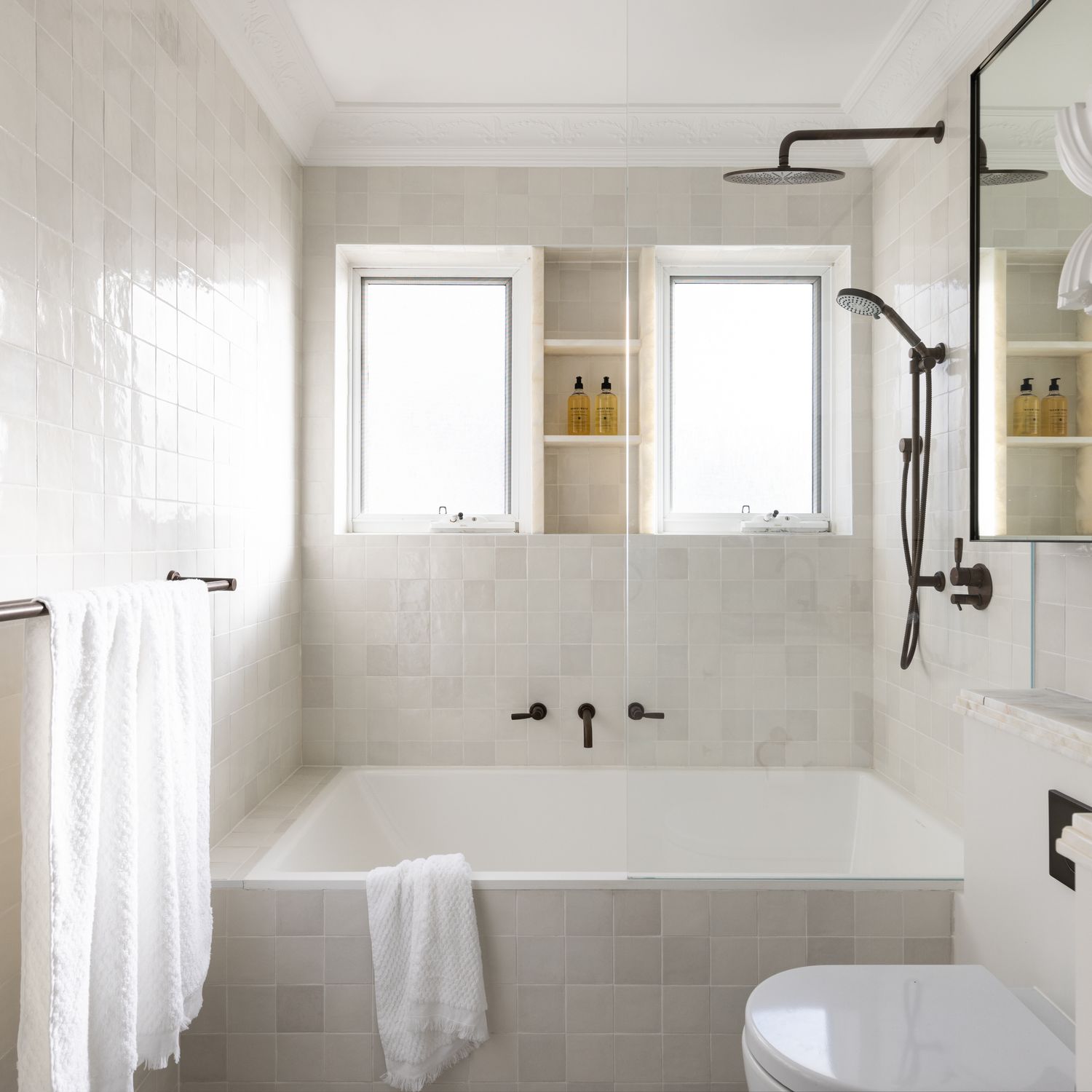 10264KPASS60 - Bronte Lever - Oval Backplate Passage Kit - Polished Brass - Passage