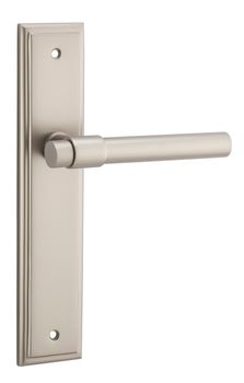 Helsinki Lever - Stepped Backplate