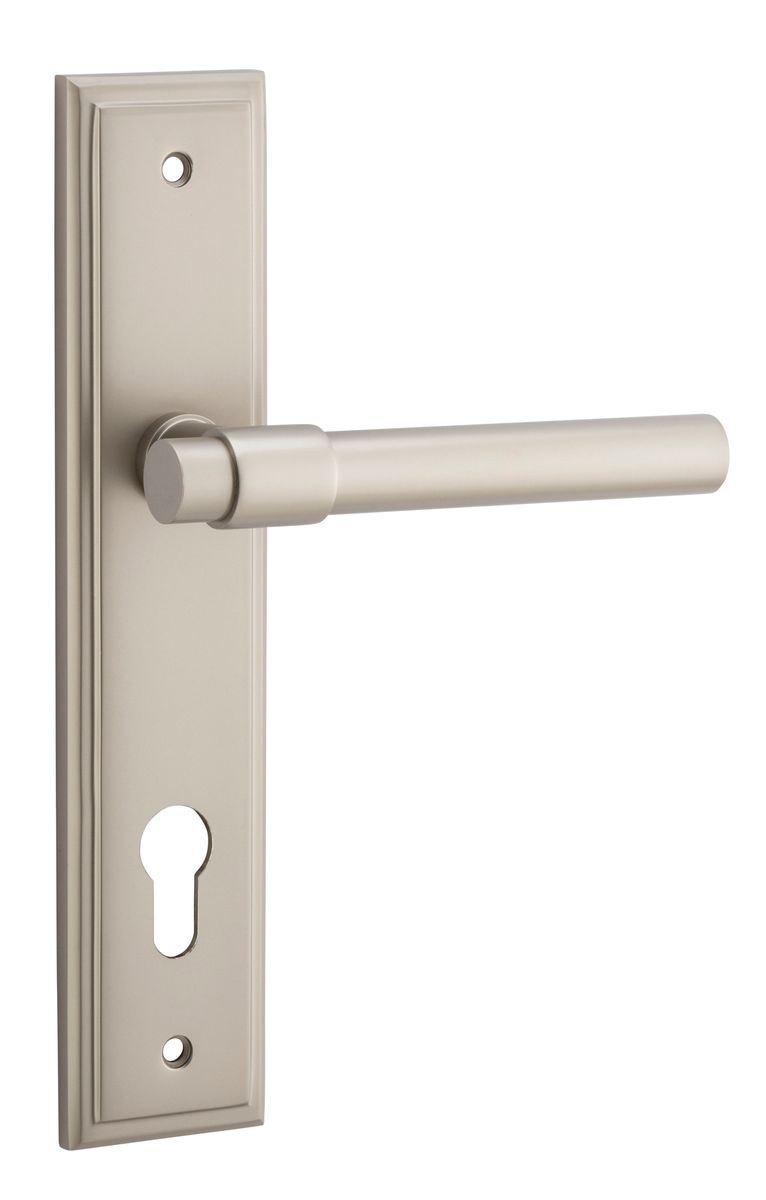 14902E85 - Helsinki Lever - Stepped Backplate - Satin Nickel - Entrance