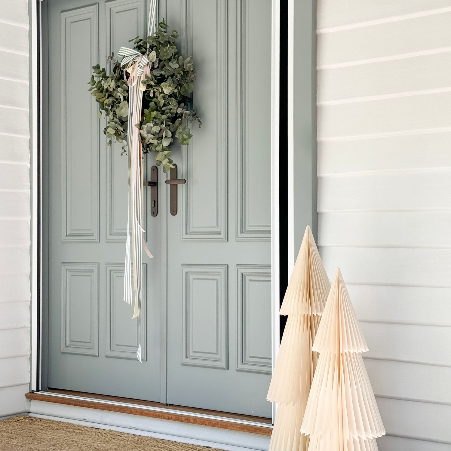 15364KENTR60KT - Osaka Lever - Oval Backplate Entrance Kit with High Security Lock - Brushed Brass - Entrance