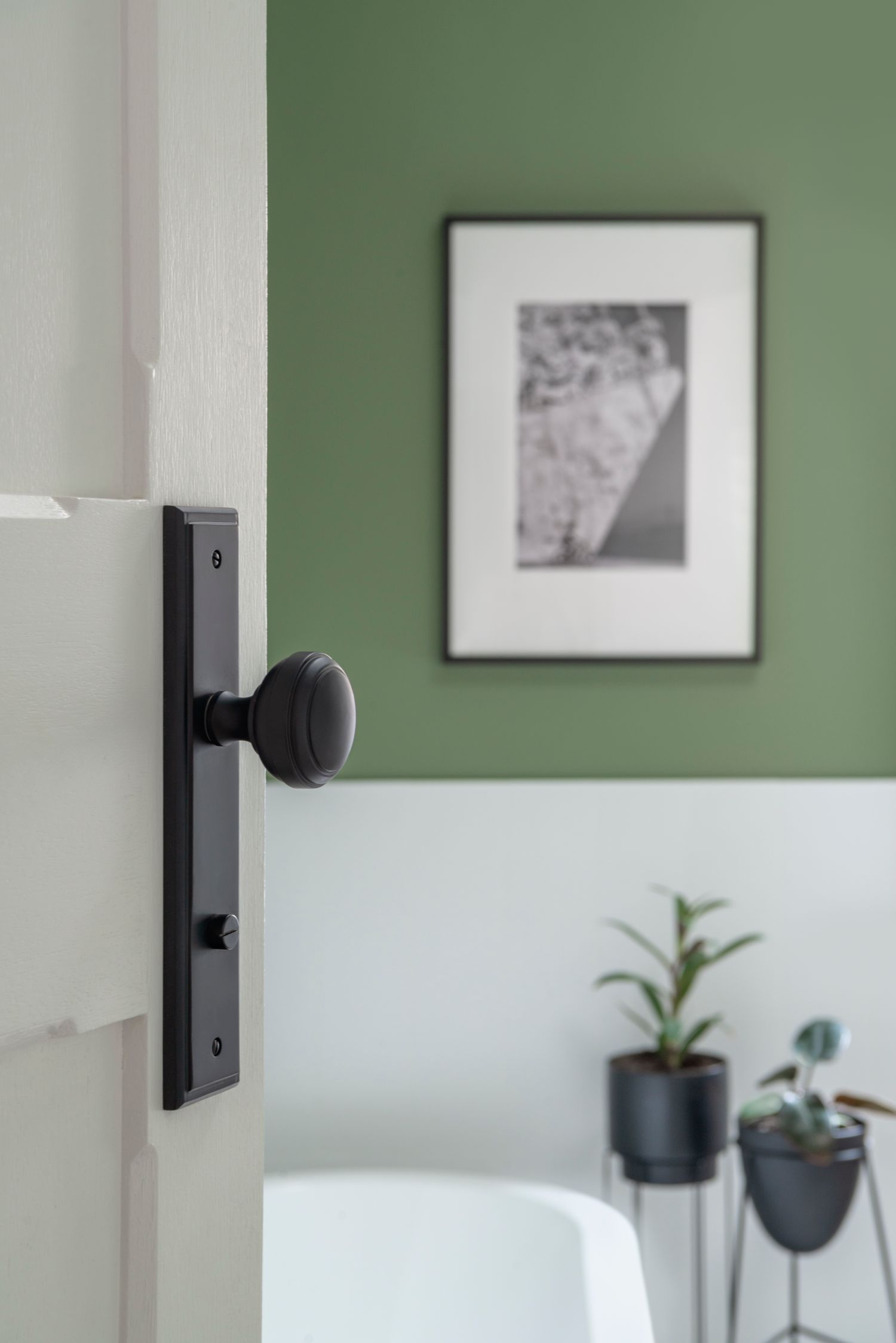 14338P85 - Paddington Knob - Stepped Backplate - Polished Nickel - Privacy