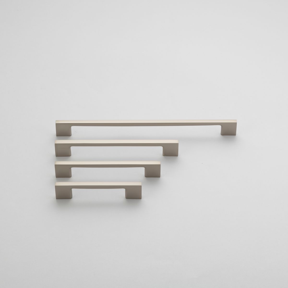 0553 - Cali Cabinet Pull - 256mm - Satin Nickel