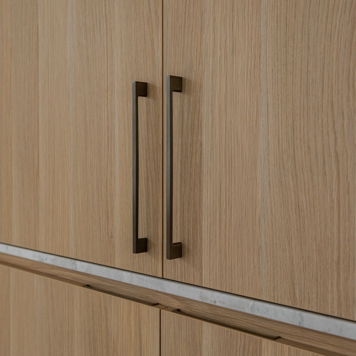 0521 - Cali Cabinet Pull - 256mm - Signature Brass