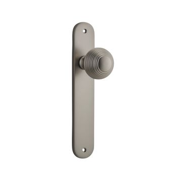 Guildford Knob - Oval Backplate