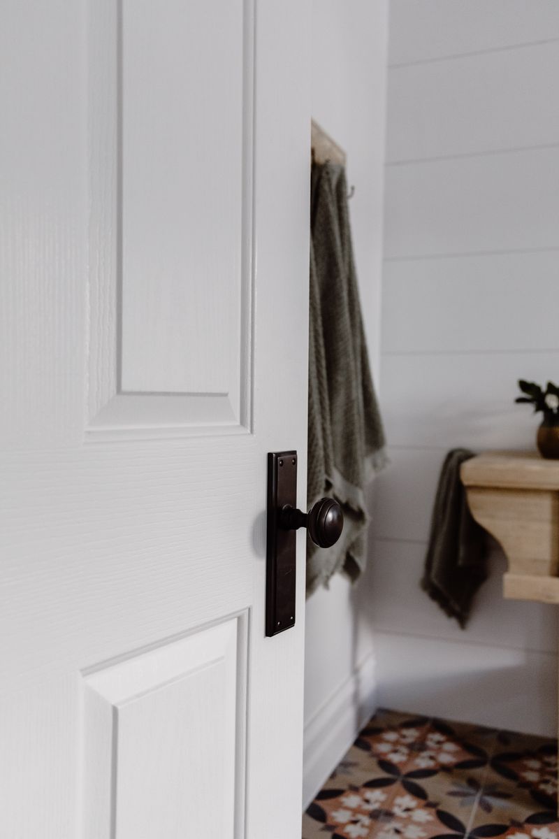Milton Door Knob - Long Backplate Entrance Set with High Security Lock ...