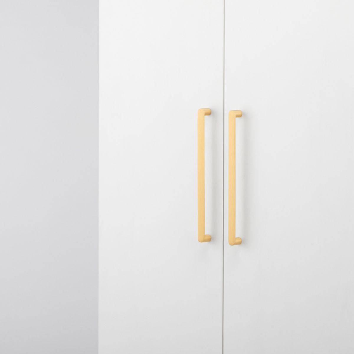 20976 - Osaka Cabinet Pull - CTC256mm - Brushed Brass
