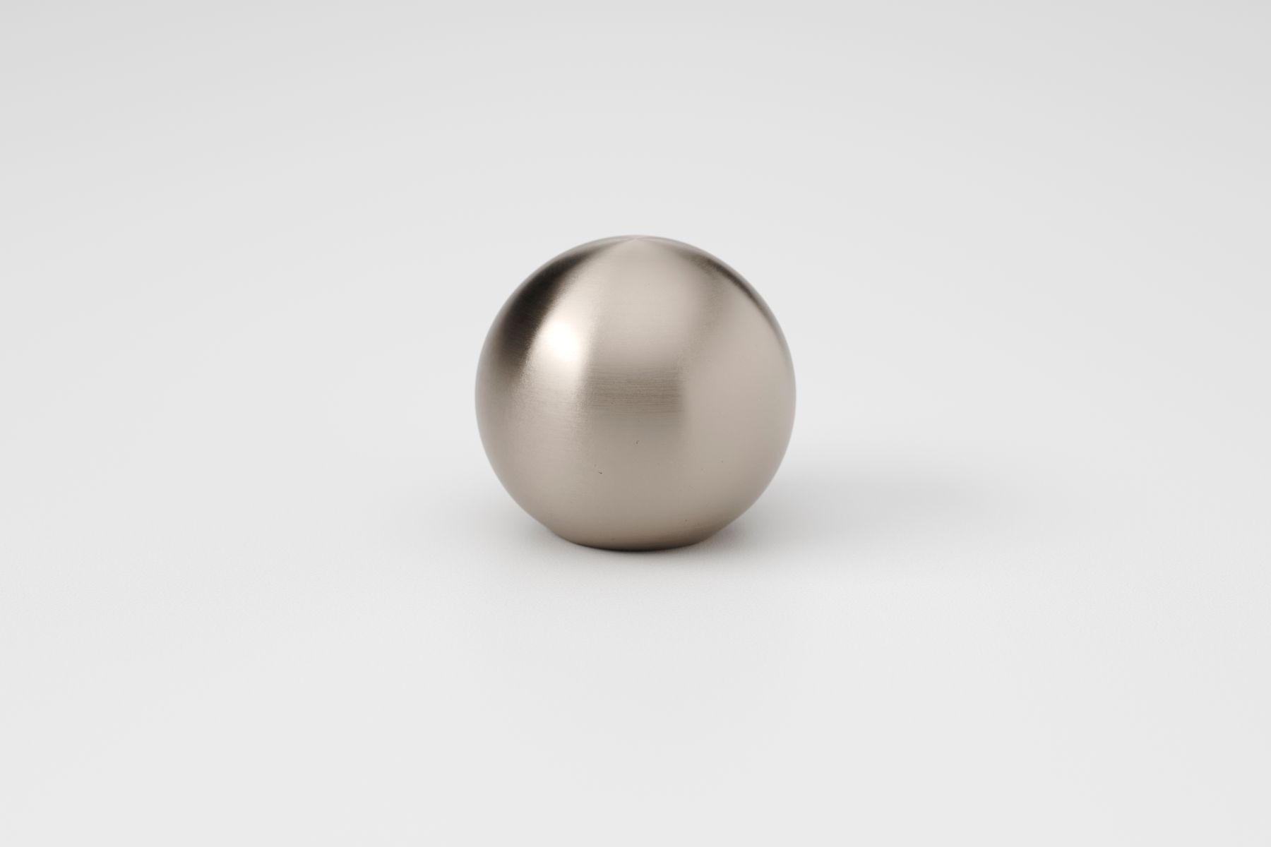 24095 - Puerto Cupboard Knob P35xD38mm - Satin Nickel