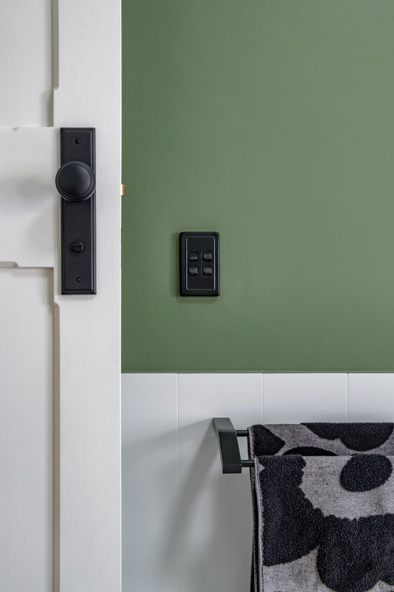 12838 - Paddington Knob - Stepped Backplate - Matt Black - Passage