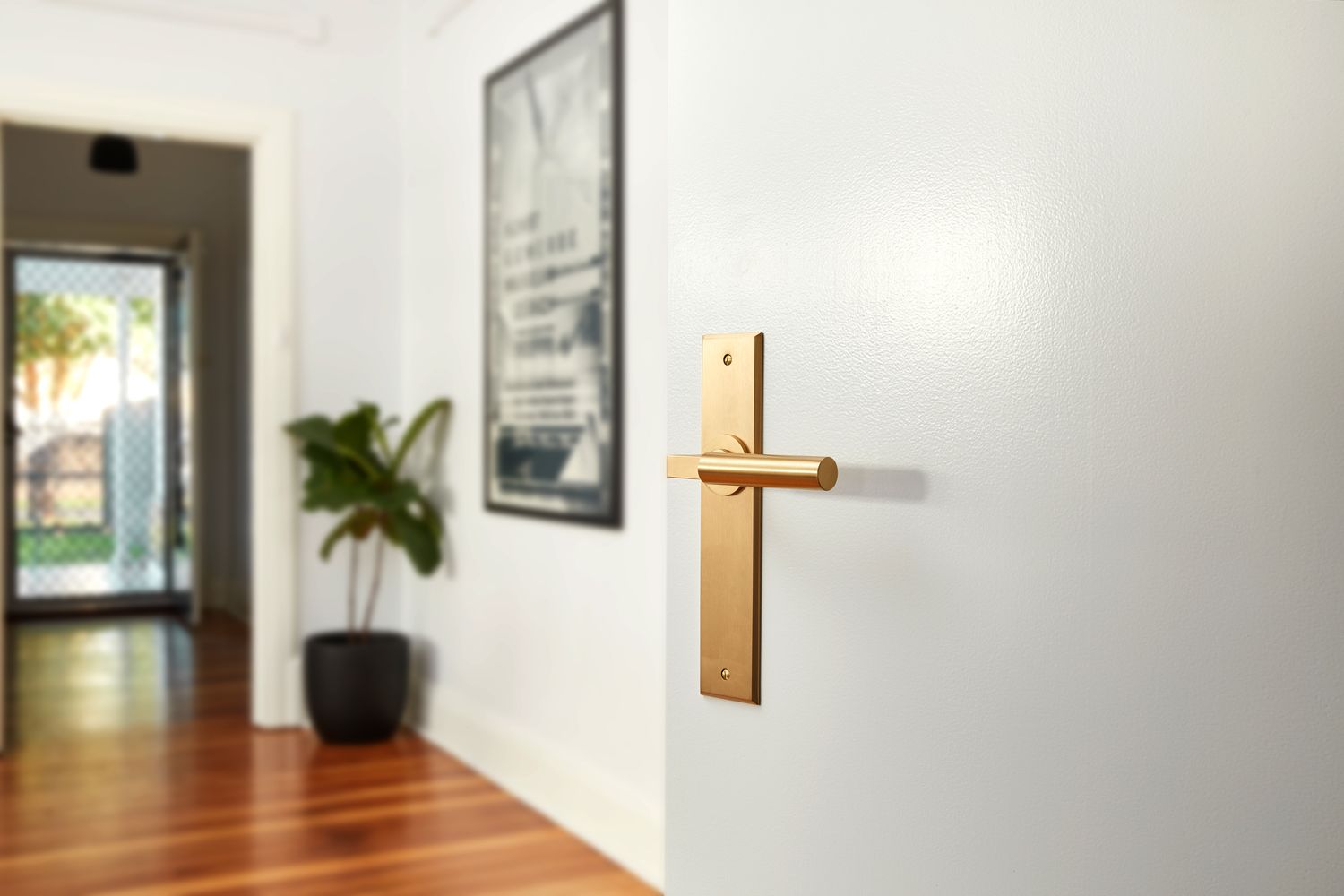 16394 - Berlin Lever - Chamfered Backplate - Brushed Gold PVD - Passage