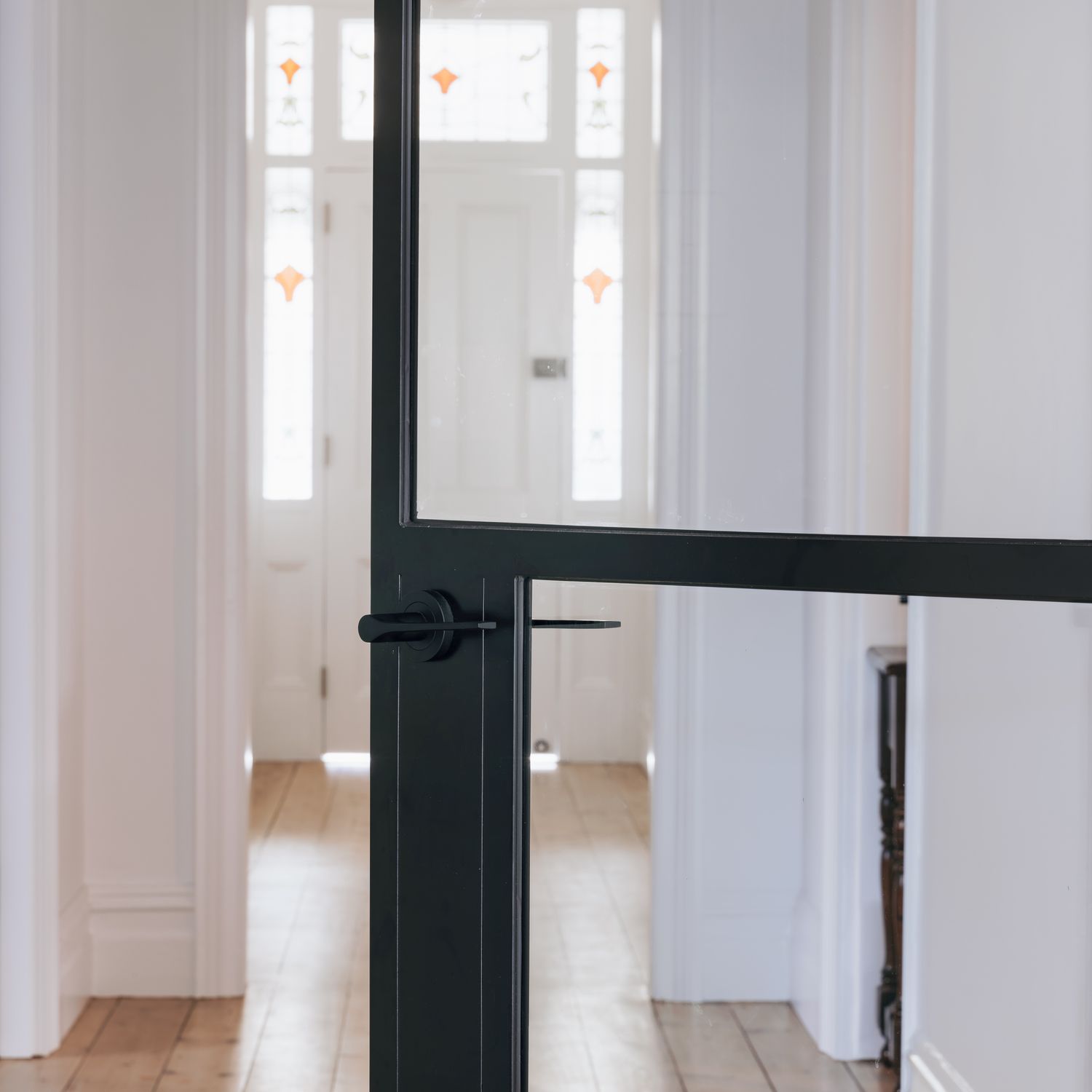 0365 - Como Lever - Round Rose - Brushed Chrome - Passage