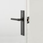 12904 - Helsinki Lever - Chamfered Backplate - Matt Black - Passage