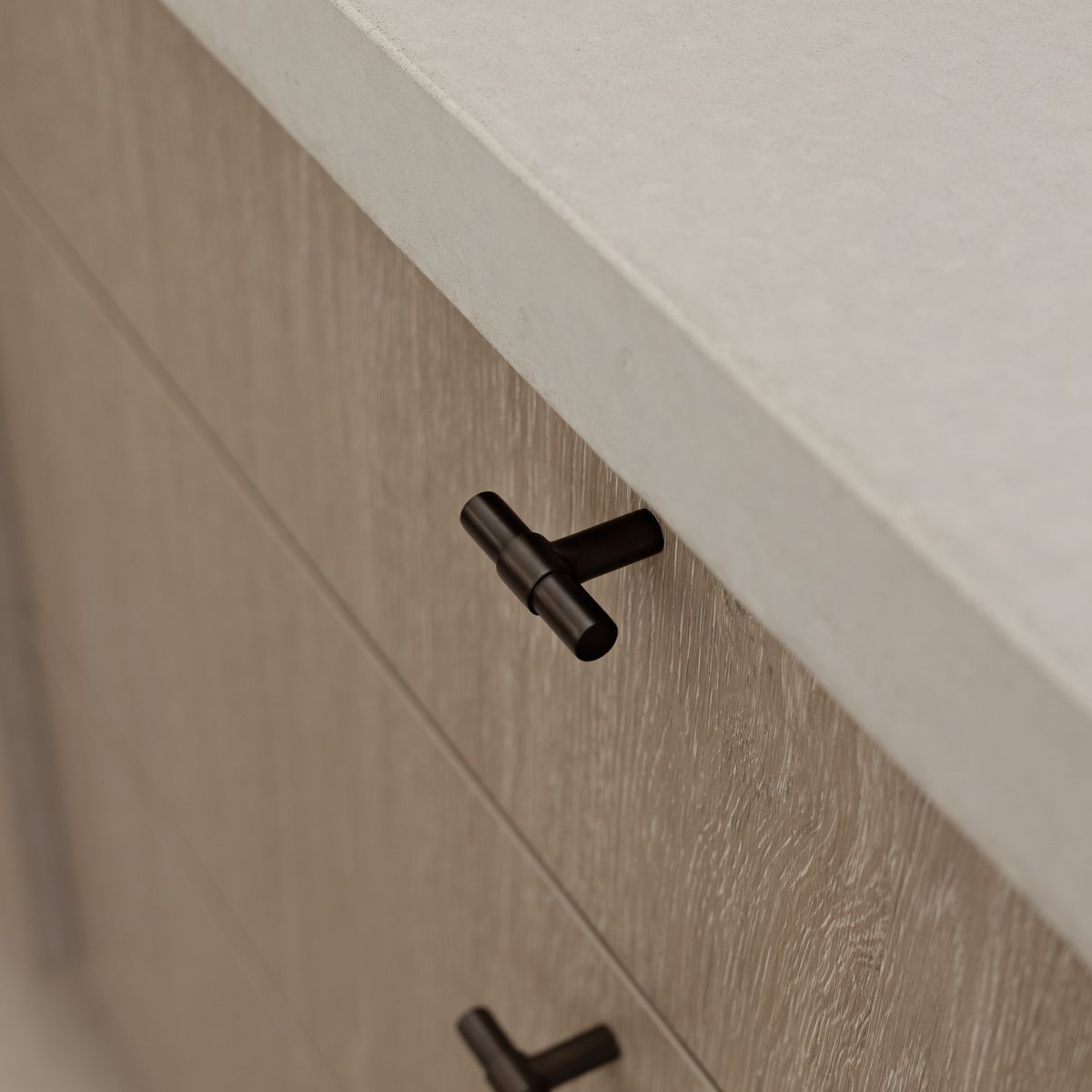 20981 - Helsinki T Cabinet Pull - Signature Brass