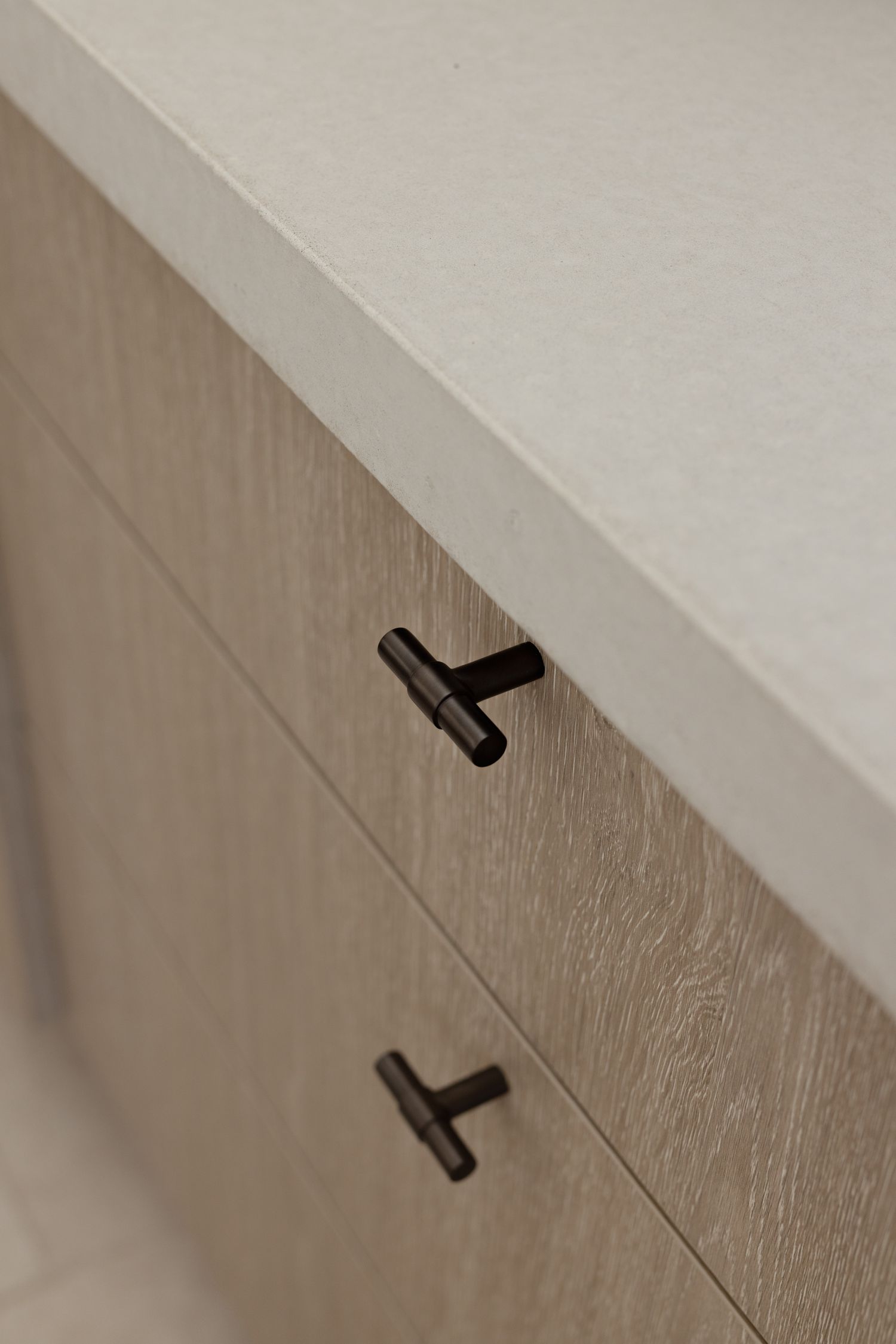 17153B - Helsinki Cabinet Pull with Backplate- CTC160mm - Brushed Gold PVD