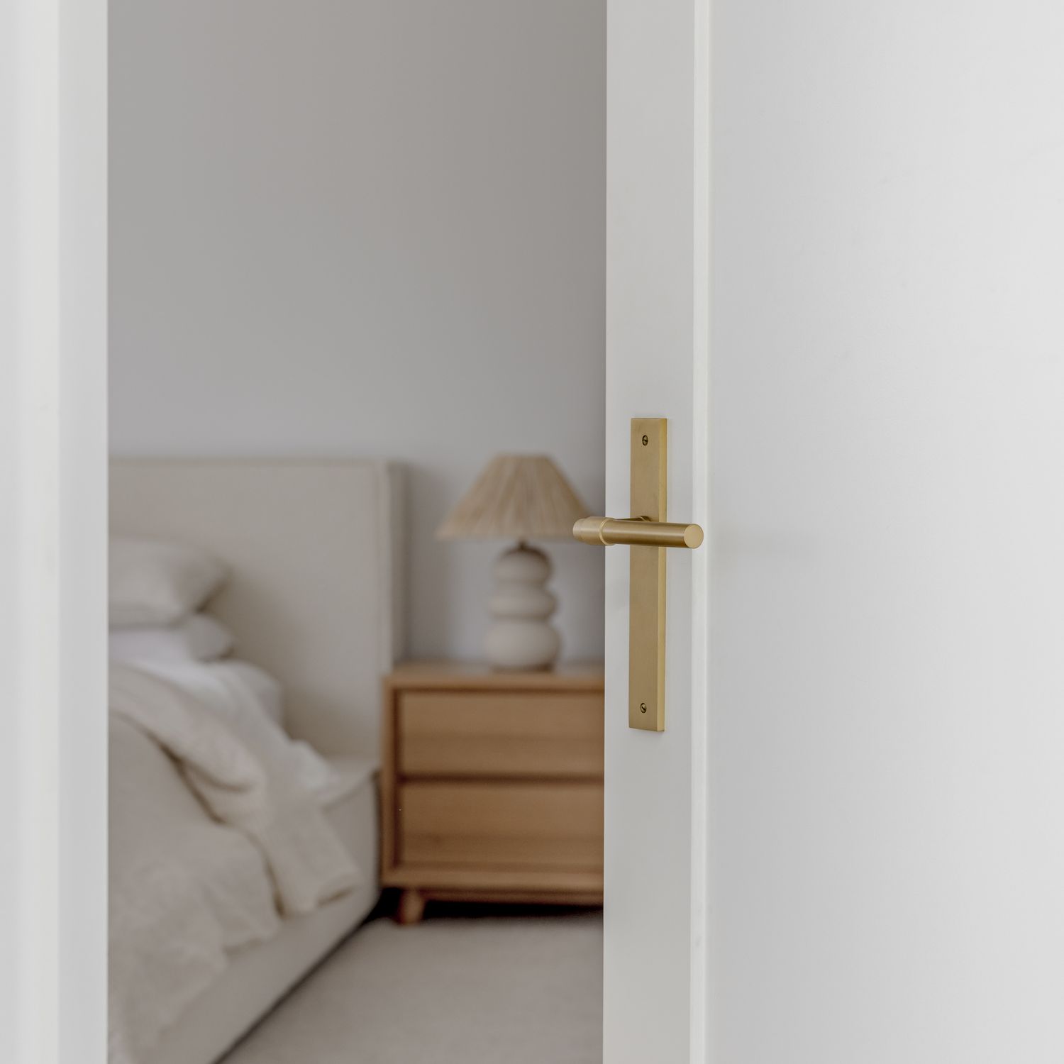 15396 - Helsinki Lever - Rectangular Backplate - Brushed Brass - Passage