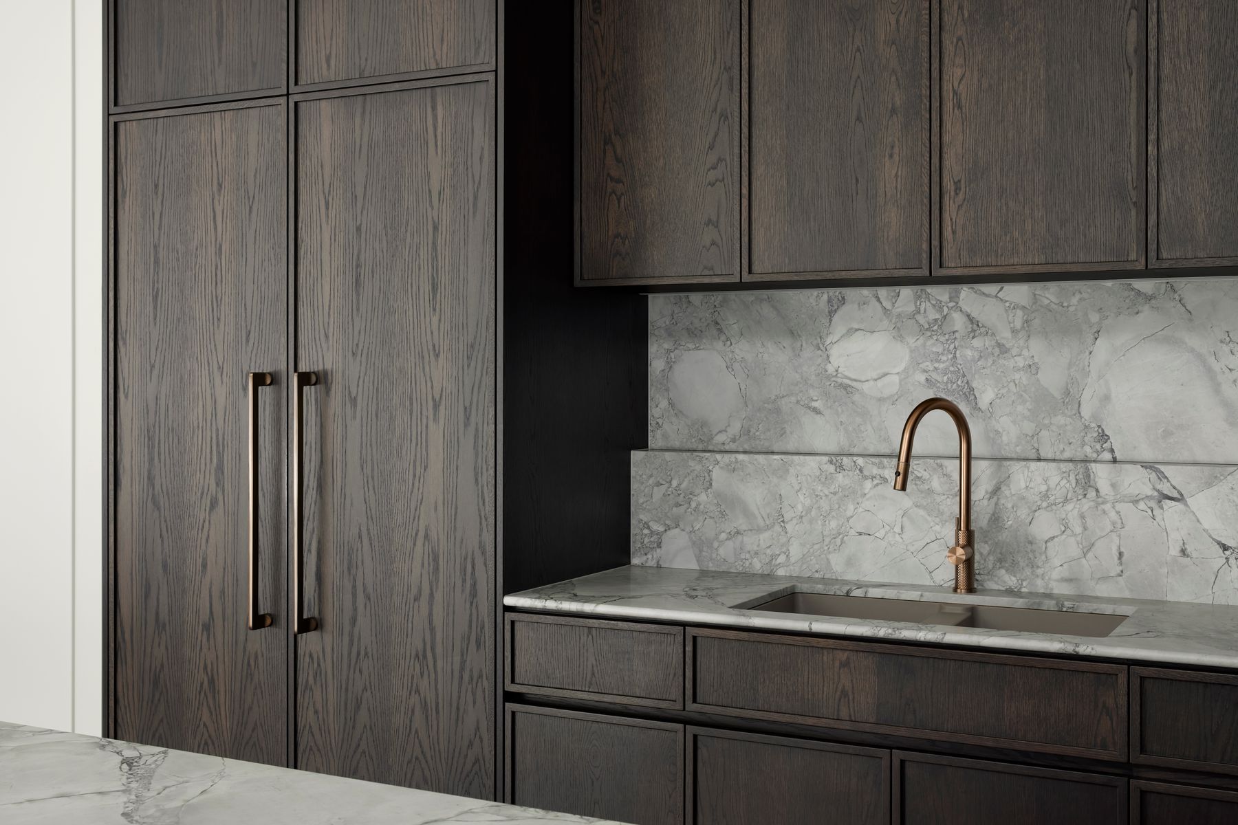 21301 - Baltimore Pull Handle - 600mm - Signature Brass