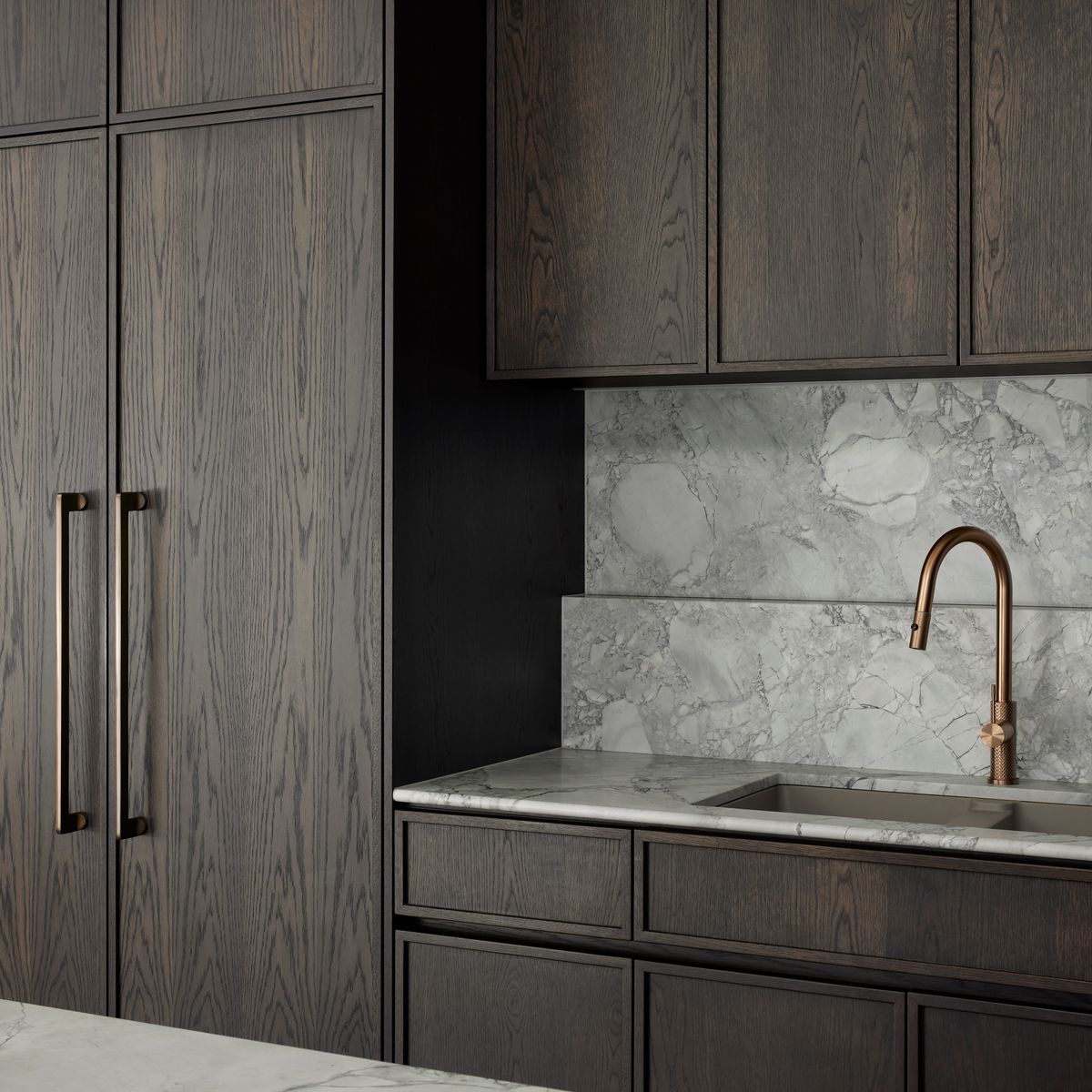 21301 - Baltimore Pull Handle - 600mm - Signature Brass