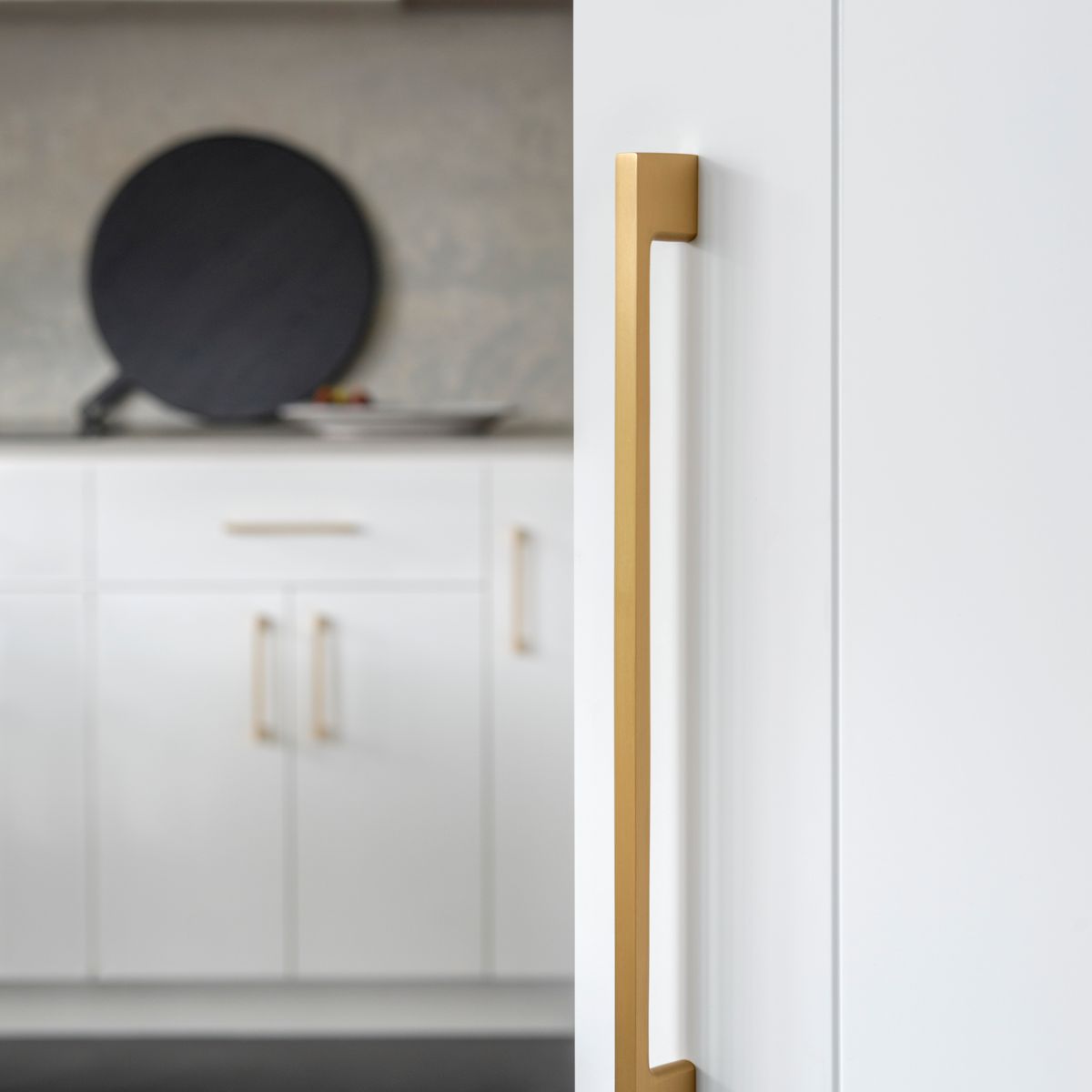 0556 - Cali Cabinet Pull - 160mm - Brushed Brass
