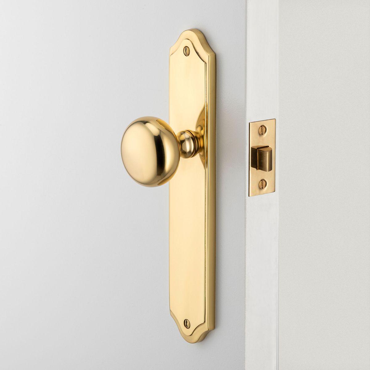 10328 - Cambridge Knob - Shouldered Backplate - Polished Brass - Passage