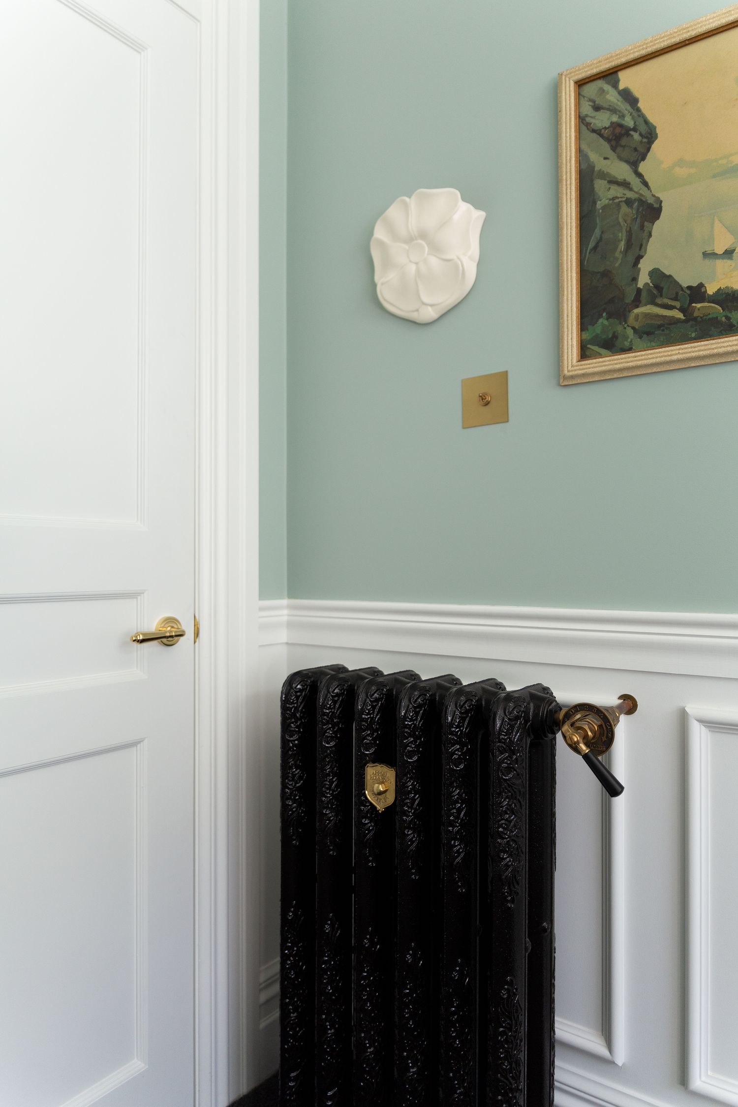 16260KENTR60KK - Sarlat Lever - Round Rose Entrance Kit with Separate High Security Lock - Brushed Gold PVD - Entrance