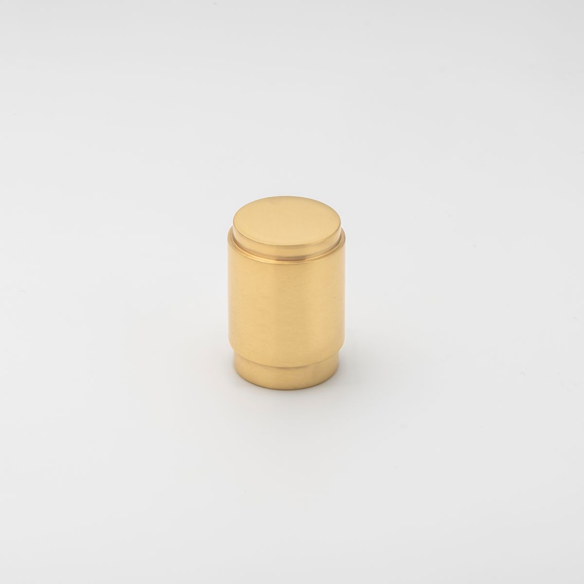 0591 - Berlin Cupboard Knob P28xD20mm - Polished Brass