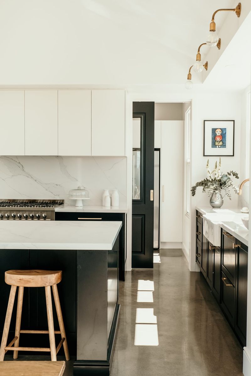 Traditional Flush Pull