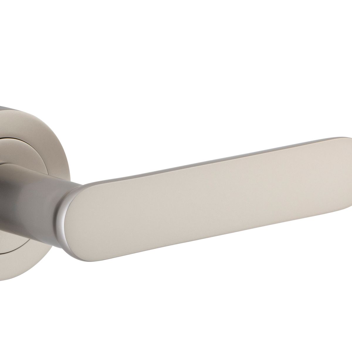 0339 - Bronte Lever - Round Rose - Satin Nickel - Passage